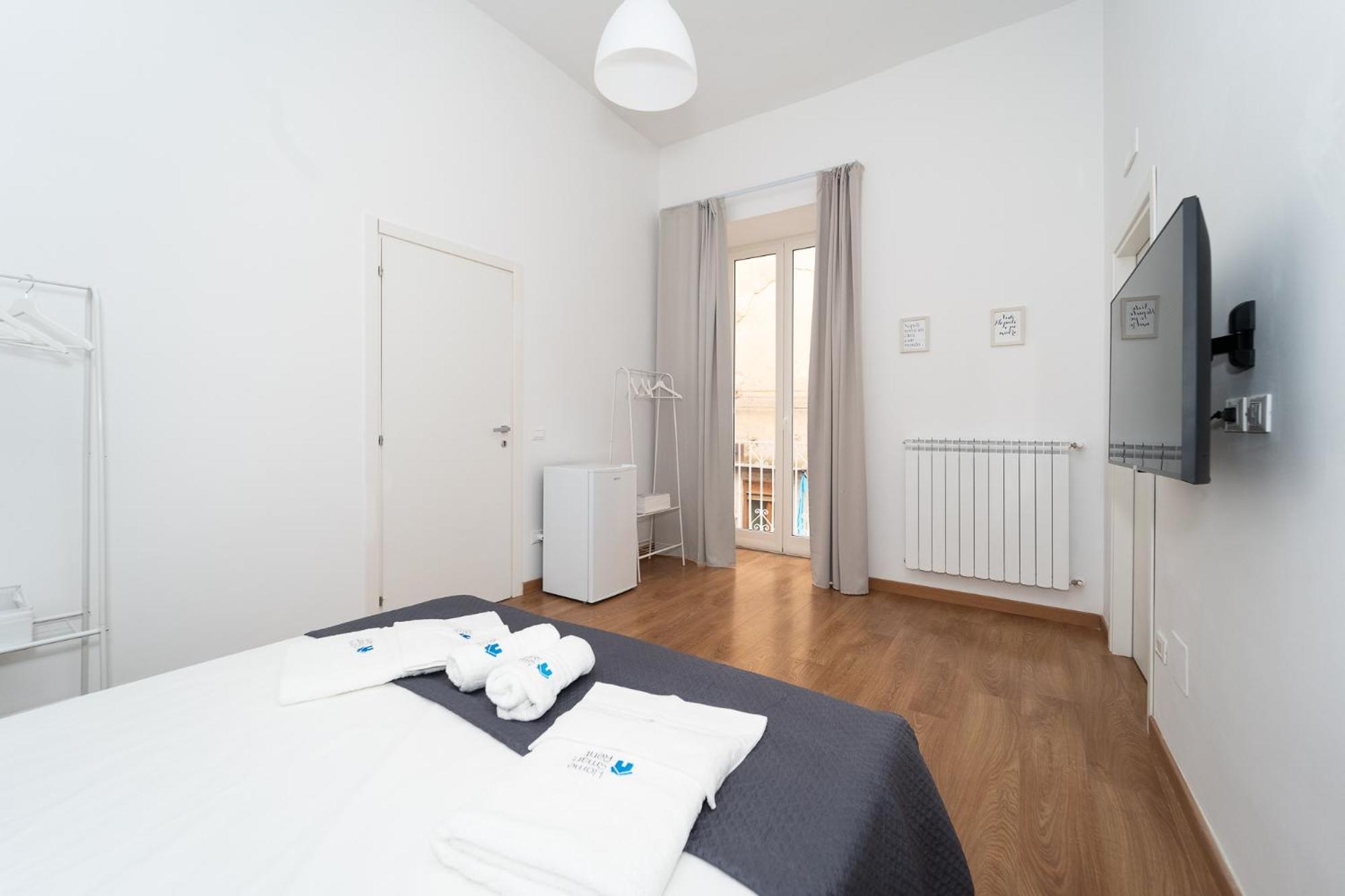 Home Smart Rent Appartamento Nei Pressi Di Via Toledo 2 Camere Da Letto Nápoles Exterior foto